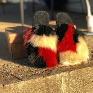 Free people slippers (BRAND NEW)